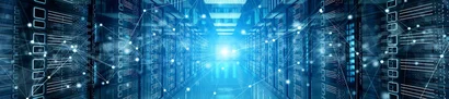 Stark vernetzte IT-Infrastruktur in hochmodernem Serverraum