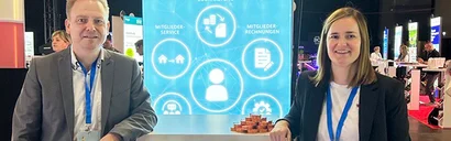 Nina Thomas & Jens Wippermann am GOB-Stand auf dem Verbändetag in Berlin im September 2023 Nina Thomas & Jens Wippermann am GOB-Stand auf dem Verbändetag Berlin, September 2023