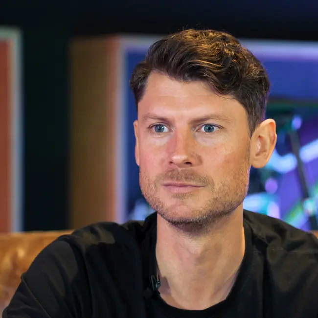 Portrait von Florian Gärtner, CPO der Propain Bicycles GmbH, beim Videodreh zur unitop-Einführung